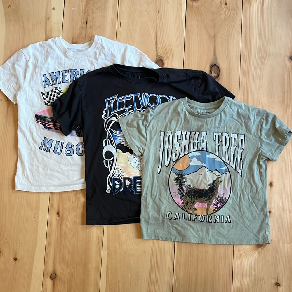 Graphic T bundle
